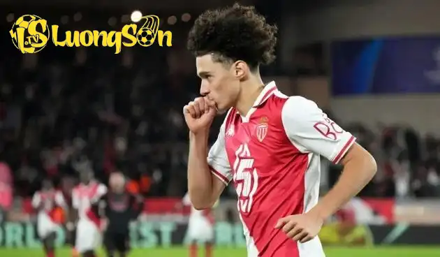 HLV Thomas Frank có thể sử dụng cầu thủ 23 tuổi này như một lựa chọn thay thế cho nhiều vị trí trên hàng công