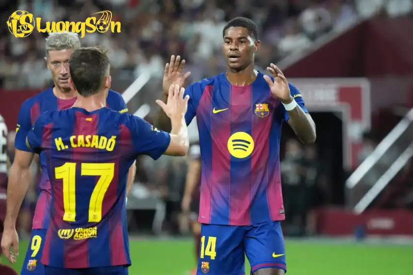 Rashford đang bắt đầu hành trình mới tại Barca (ảnh: Marca).