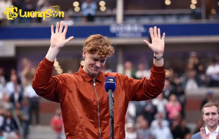 Jannik Sinner dù rất nỗ lực nhưng cũng phải 