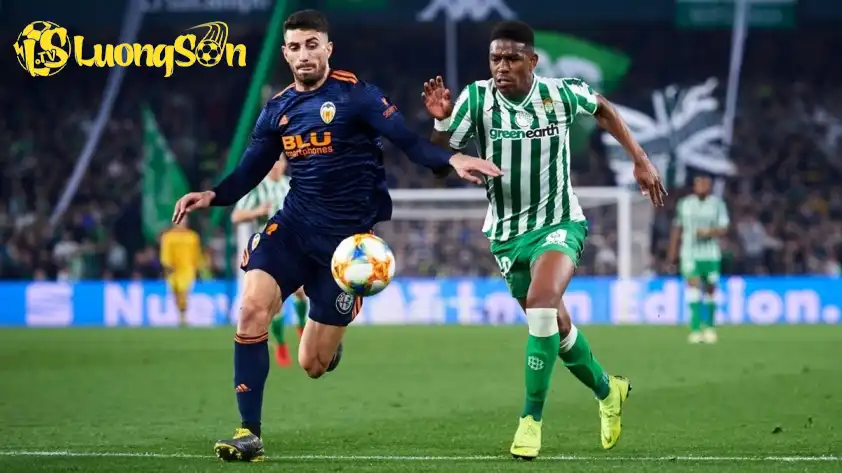 Valencia sẽ có trận đấu khó khăn trước Real Betis.