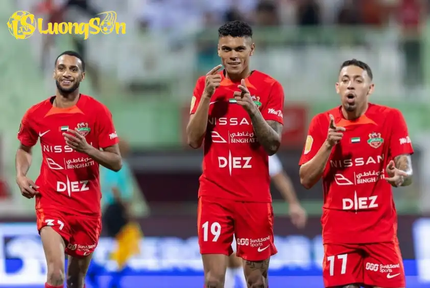 Shabab Al-Ahli Dubai hoàn toàn áp đảo trong các lần đối đầu gần đây