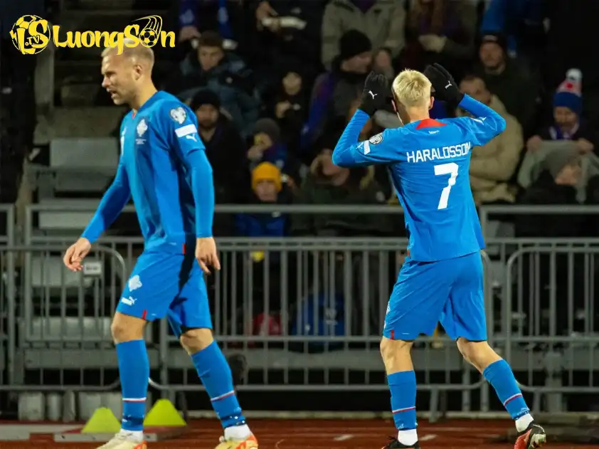 Azerbaijan và Iceland đang đứng trước nguy cơ vắng mặt tại World Cup