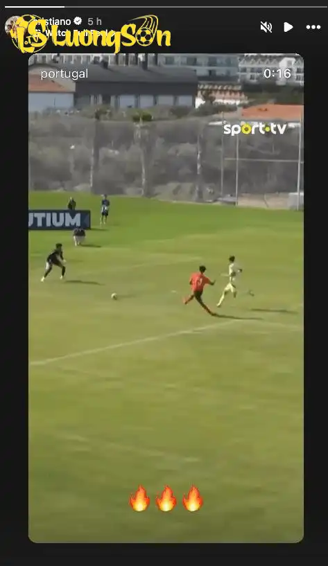 Ronaldo chia sẻ phản ứng của mình sau khi con trai ghi bàn đầu tiên cho U16 Bồ Đào Nha